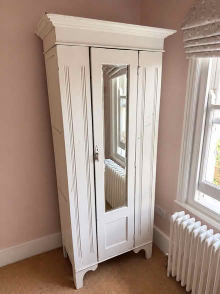 Photo of free White vintage wardrobe (Elizabeth Gate TW9) #1