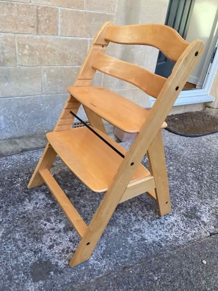 Photo of free kids chair (Bloomfield BA2) #2