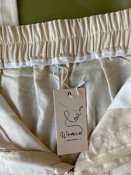 Photo of free Ladies linen/cotton trousers (Stockland Green B23) #2