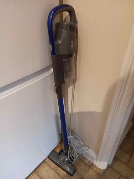 Photo of free Handheld vacuum cleaner (Hog Hatch GU9) #2