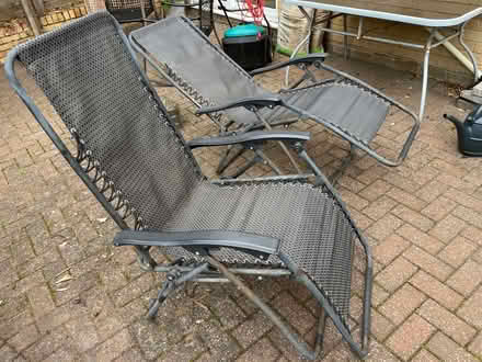 Photo of free Reclining garden chairs (HP3 8BQ) #2