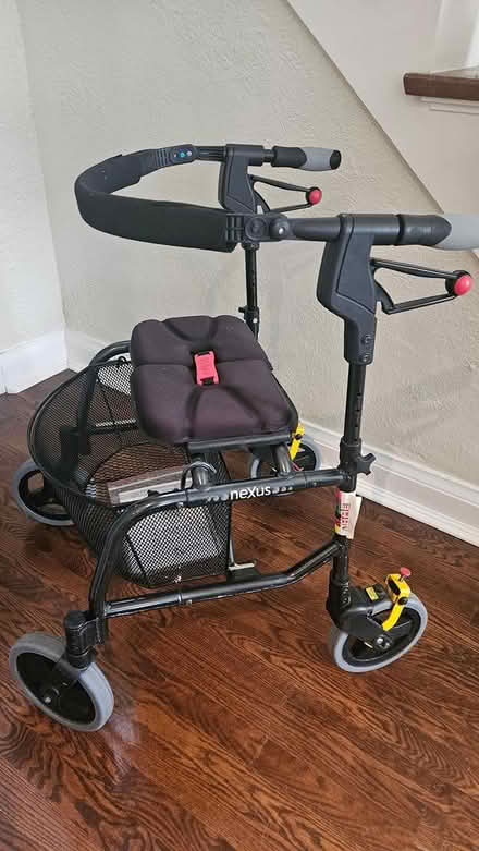 Photo of free Mobility Aid (walker) (Yonge/Davisville) #1