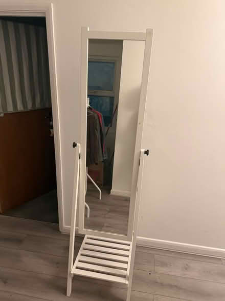 Photo of free Full length mirror on stand (Bethnal Green E2) #2