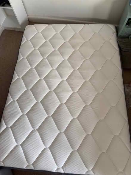 Photo of free Double bed (Raynes park SW20) #3