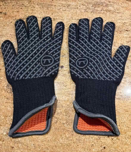 Photo of free High Temp Grill Gloves, small/med (Groton (off Rte. 40)) #1