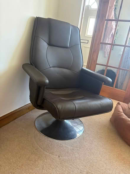 Photo of free Office chair (reclining) (Oswestry SY11) #1