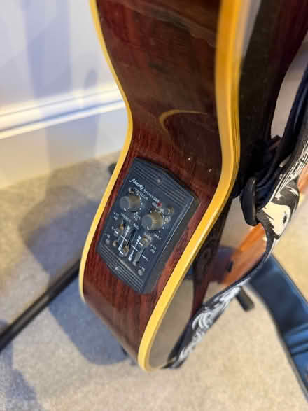 Photo of free Semi Acoustic Guitar Bundle (HX2 6PT) #4