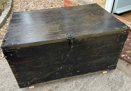 Photo of free Wooden trunk (TW12 - Hampton Hill) #1
