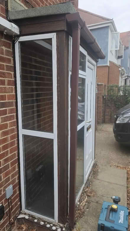 Photo of free Pvc front door, frame and windows (Isleworth TW7) #3