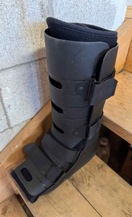 Photo of free Aircast/airboot (Markham) #1