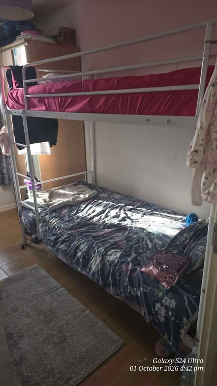 Photo of free Single white metal bunk beds (Yarnton OX5) #1