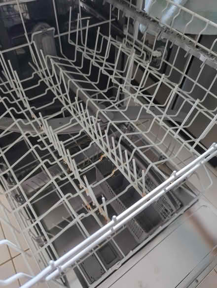Photo of free Bosch dishwasher (Mytchett GU16) #3