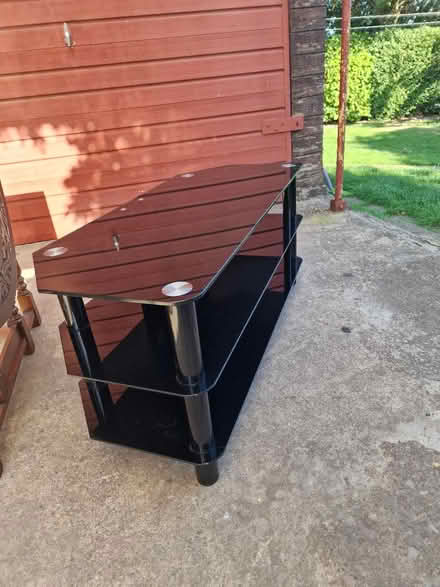 Photo of free Tv table (Leeds, LS10) #2
