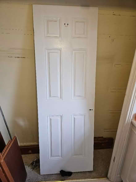 Photo of free Painted interior door (Bussage GL6) #1
