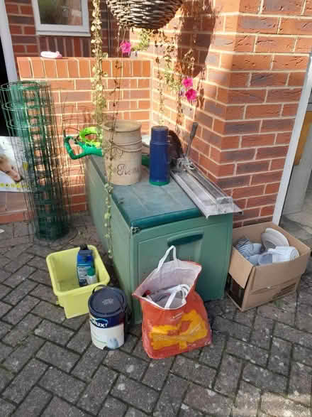 Photo of free Various need to be gone asap today (Hockley Heath B94) #1