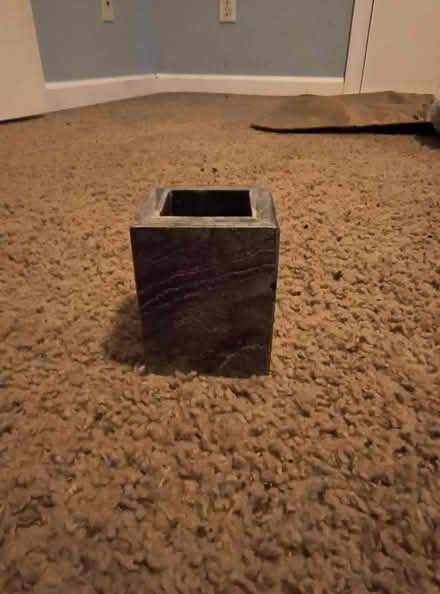 Photo of free Pen holder? (Odenton, near Odenton Elem) #1