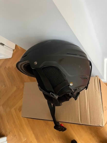Photo of free Kids skiing helmet (Twickenham TW1) #3