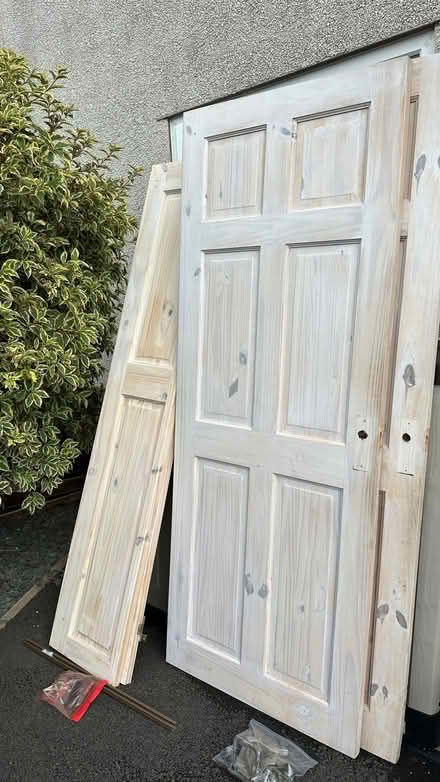 Photo of free 2x standard + 1 bifold interior doors - solid pine (Penrith CA11) #1