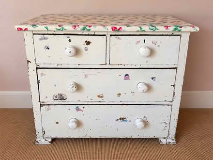 Photo of free Chest of drawers (Elizabeth Gate TW9) #1