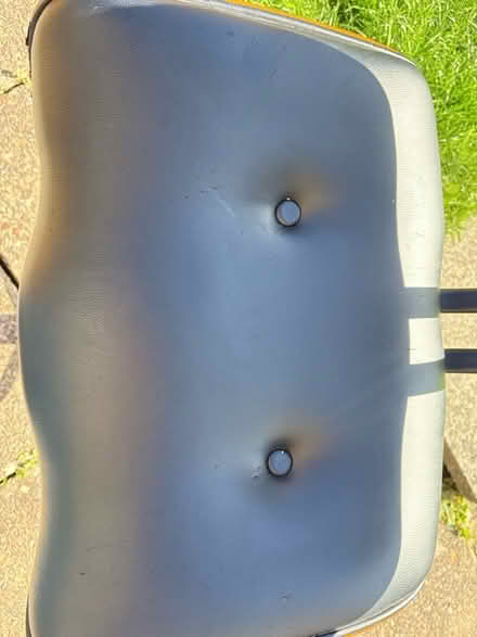 Photo of free Bar stool with working gas lift (Oswestry SY11) #4