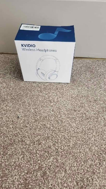 Photo of free Wireless headphones (Congleton CW12) #2