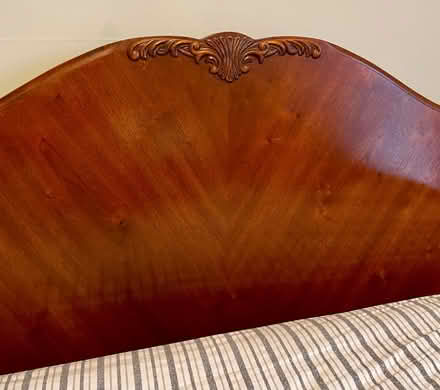 Photo of free Queen 4-poster bed (Carmel, by Palladium) #3