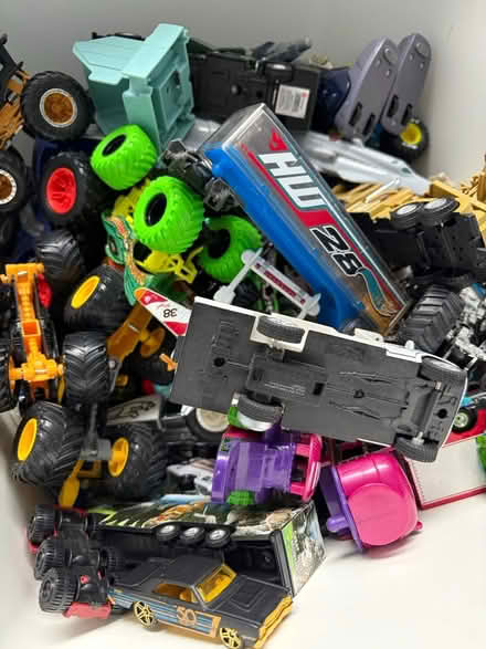 Photo of free Hot Wheels Haul (Near Seven Mile and Farmington) #1