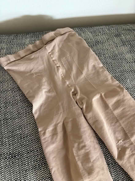 Photo of free compression stockings / tights (Ballard) #2