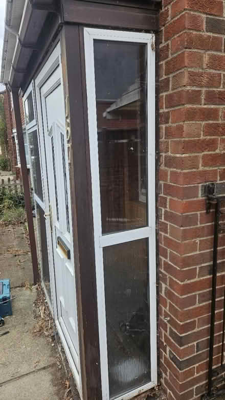 Photo of free Pvc front door, frame and windows (Isleworth TW7) #2
