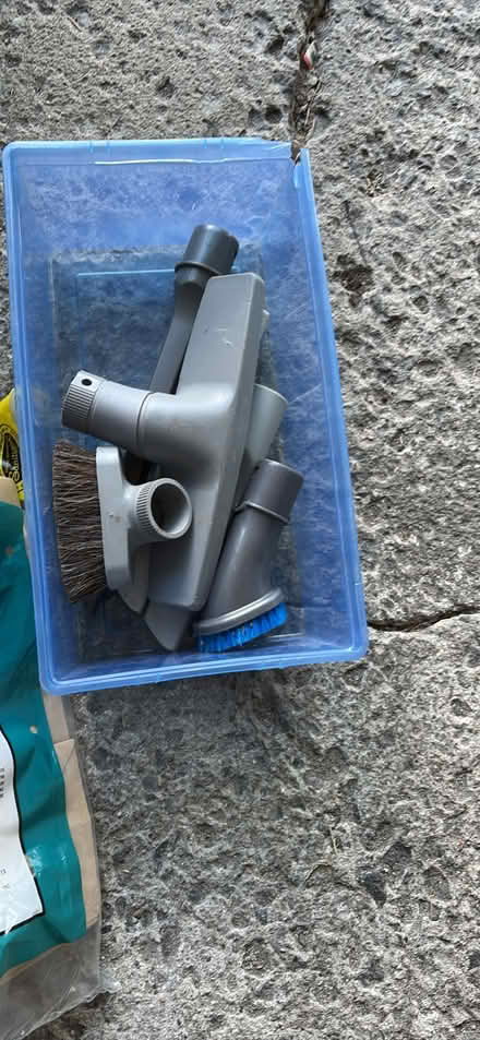 Photo of free Sears Kenmore vacuum cleaner (Orléans) #3