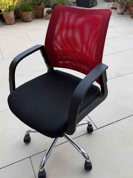 Photo of free Home Office Chair (Harpenden AL5) #3