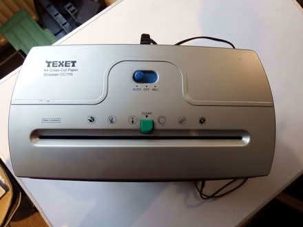 Photo of free Texet Cross Cut Shredder (Vale LA1) #1