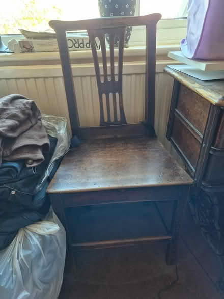 Photo of free Heavy wooden chair (Mynydd-Isa) #1