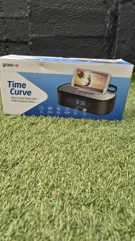 Photo of free Groove alarm clock (Ashford TW15) #1