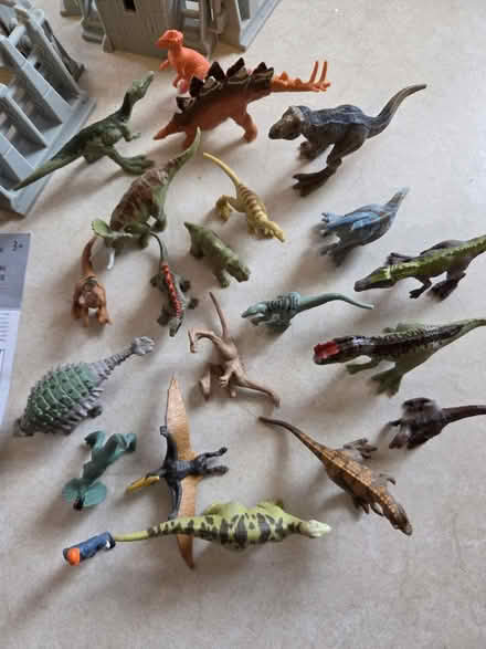 Photo of free Jurassic Park Playset (Kempshott, Basingstoke) #2