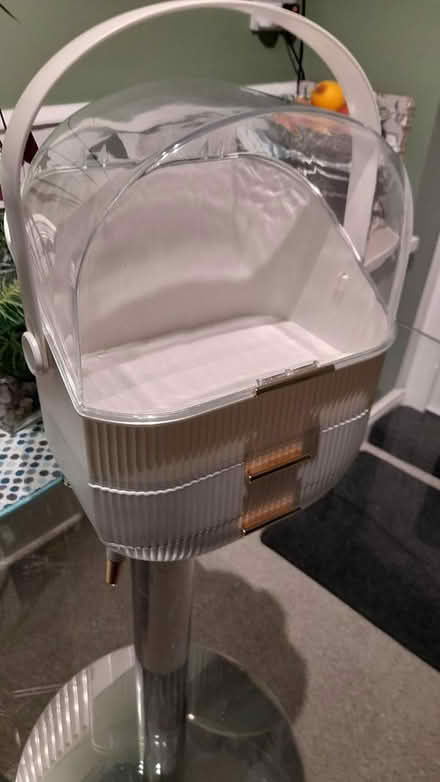 Photo of free Makeup organiser (St. Albans) #3