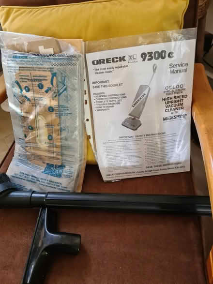Photo of free Oreck upright vacuum (S.Ruislip HA4) #2