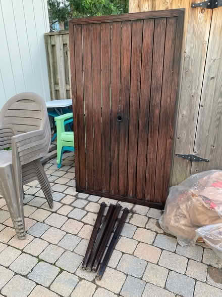 Photo of free Patio table & 5 chairs (Near Baseline and Fisher Ave.) #2
