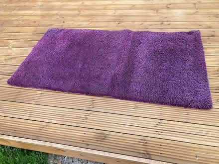 Photo of free purple rug (Lower Kilburn DE56) #1