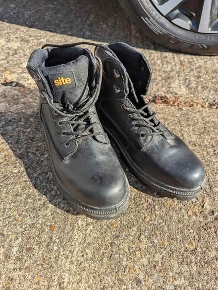Photo of free Safety boots size 10 (Grangeway area NN10) #1
