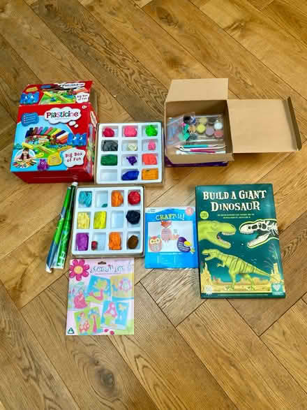Photo of free Children’s art and craft materials (Muswell Hill) #1