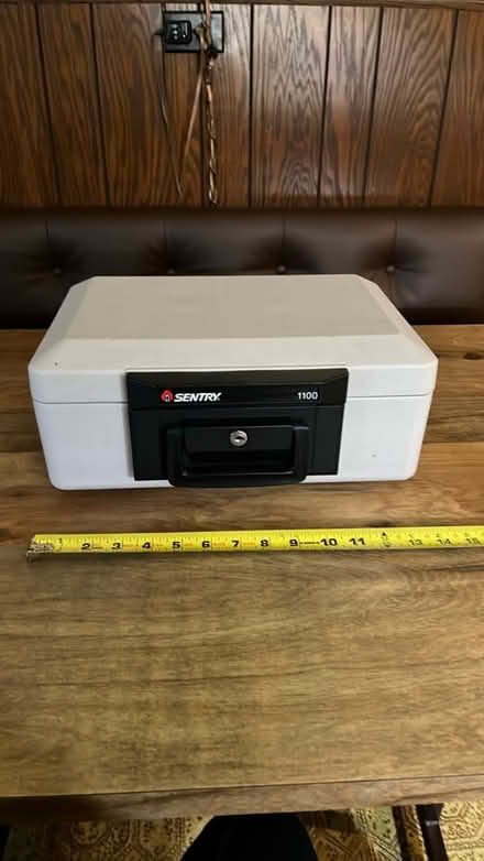 Photo of free Sentry Security Lockbox (Niles) #1