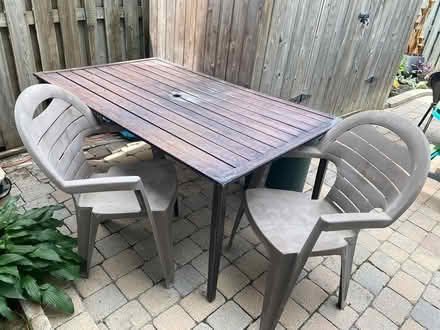 Photo of free Patio table & 5 chairs (Near Baseline and Fisher Ave.) #1