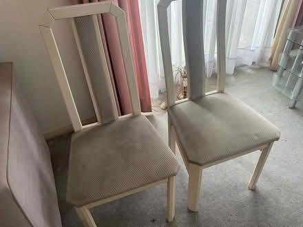 Photo of free Dinning room table with 4 chairs (Edgware HA8) #4