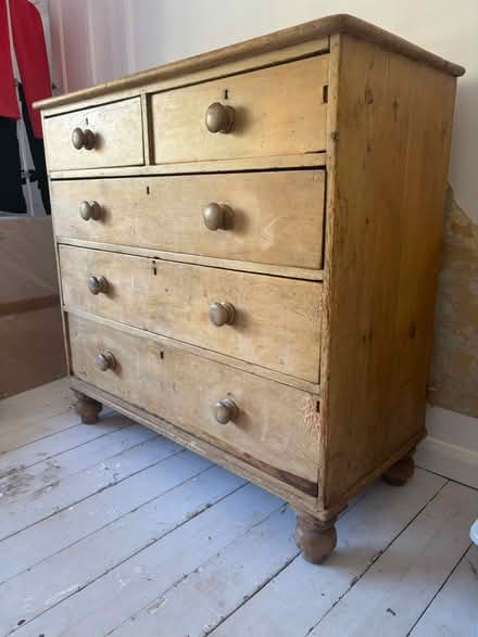 Photo of free Chest of drawers (Chessington KT9) #1