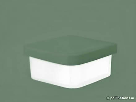 Photo of free 84l plastic box (Millbank SW1P) #1