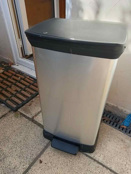 Photo of free 50L kitchen bin (Bennetts End, HP3) #1