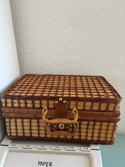 Photo of free Picnic basket (M40) #1