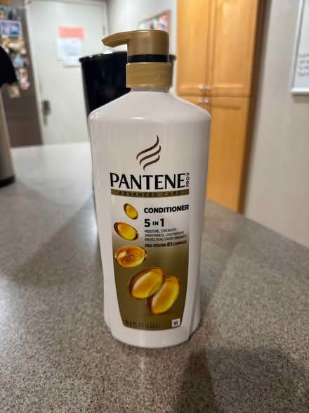 Photo of free Pantene Hair Conditioner (Ardenwood) #1