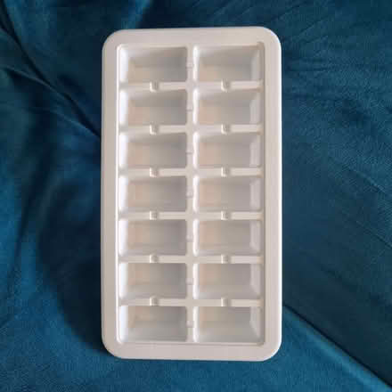Photo of free Ice cube tray (Garden City OX5) #1